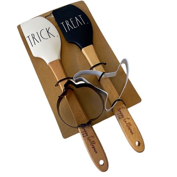 Rae Dunn Halloween Themed Spatulas & Full Sized Cookie Cutters. - Picture 4 of 5